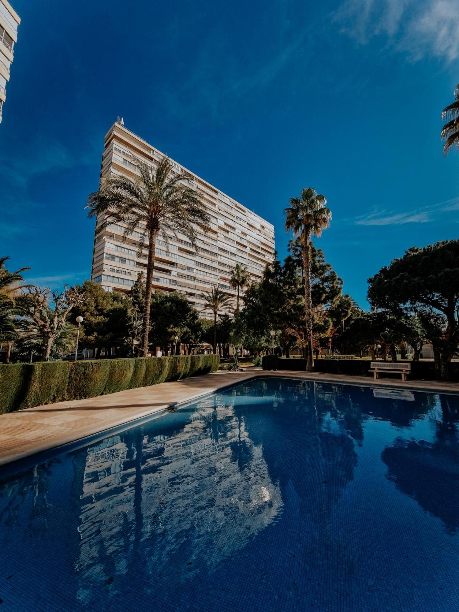 Sea Apartment Alicante Buitenkant foto