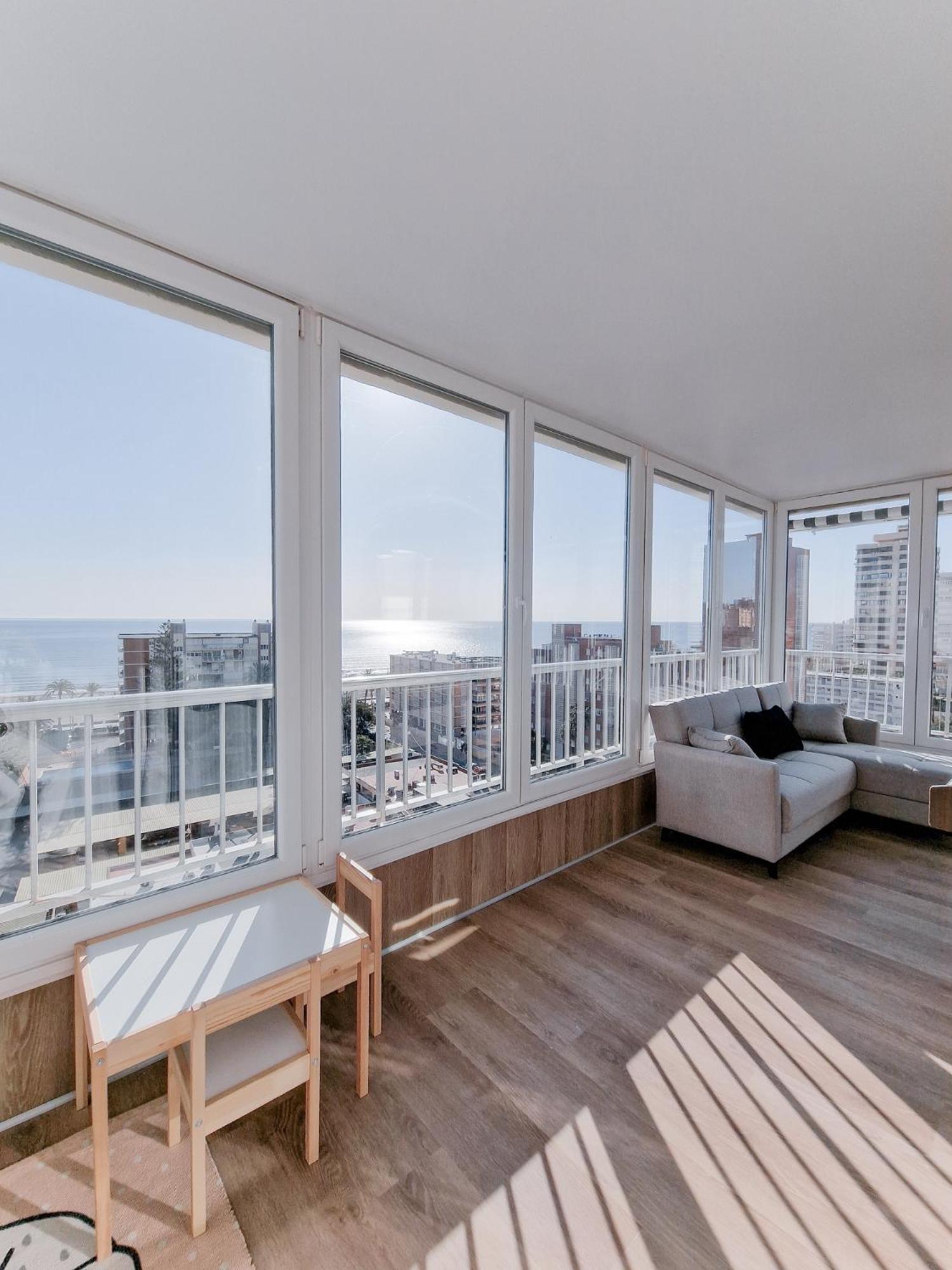 Sea Apartment Alicante Buitenkant foto